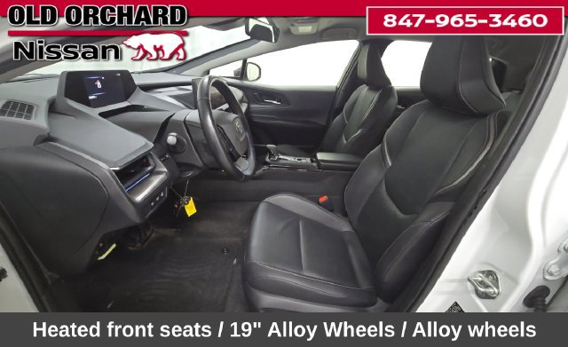 Used 2024 Toyota Prius XLE FWD image 7