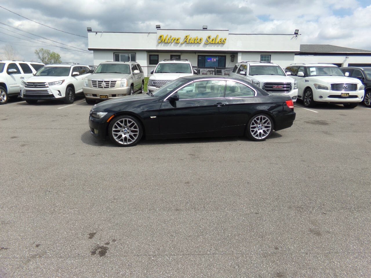 Used 2009 BMW 328i Convertible RWD image 2