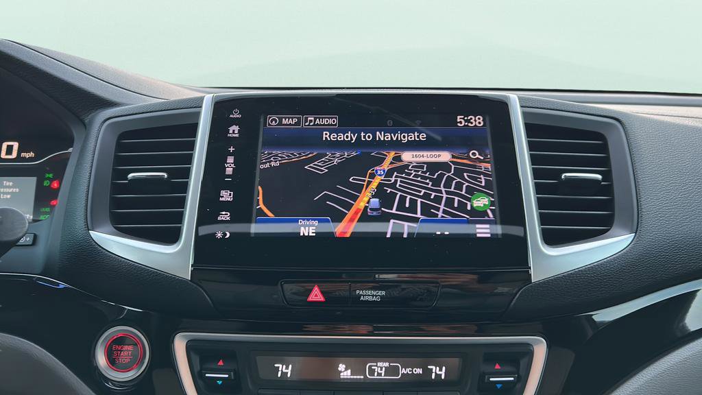 Used 2018 Honda Pilot Touring image 48