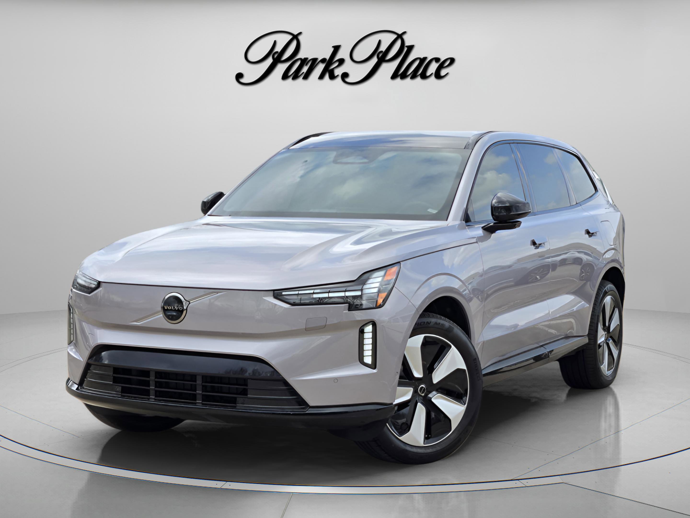 New 2026 Volvo EX90 Plus image 1