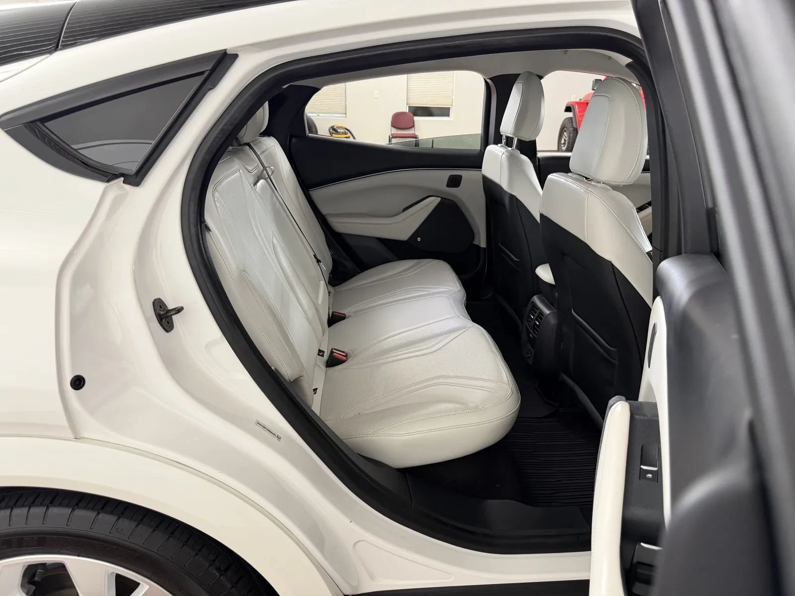 Used 2022 Ford Mustang Mach-E Premium w/ Ice White Appearance Package RWD image 37