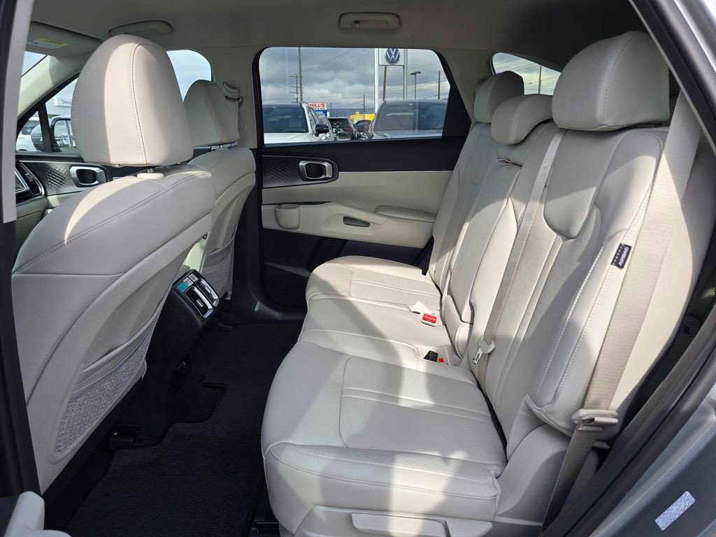 New 2026 Kia Sorento EX AWD/4WD image 17