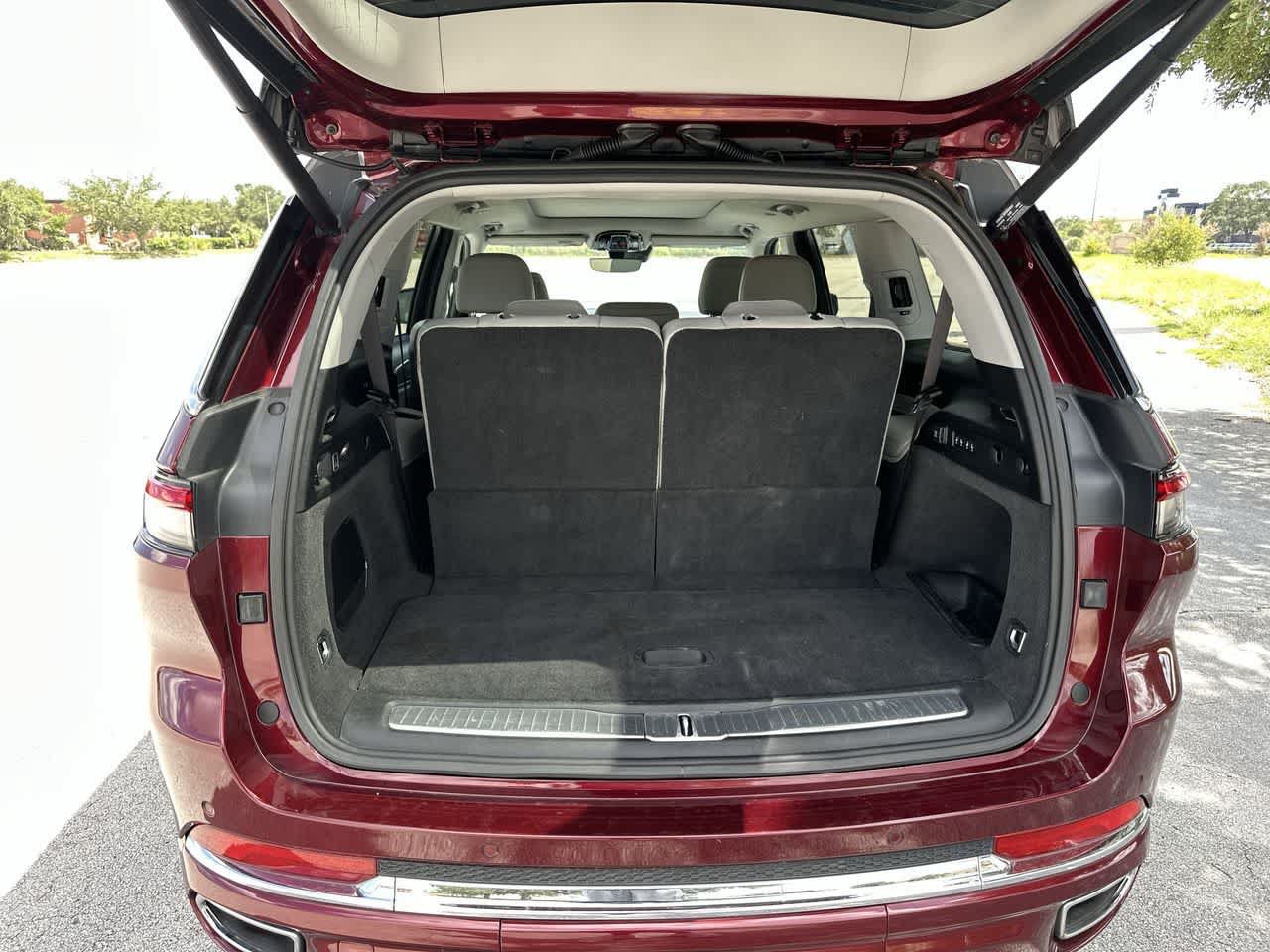 Certified 2022 Jeep Grand Cherokee L Overland RWD image 29