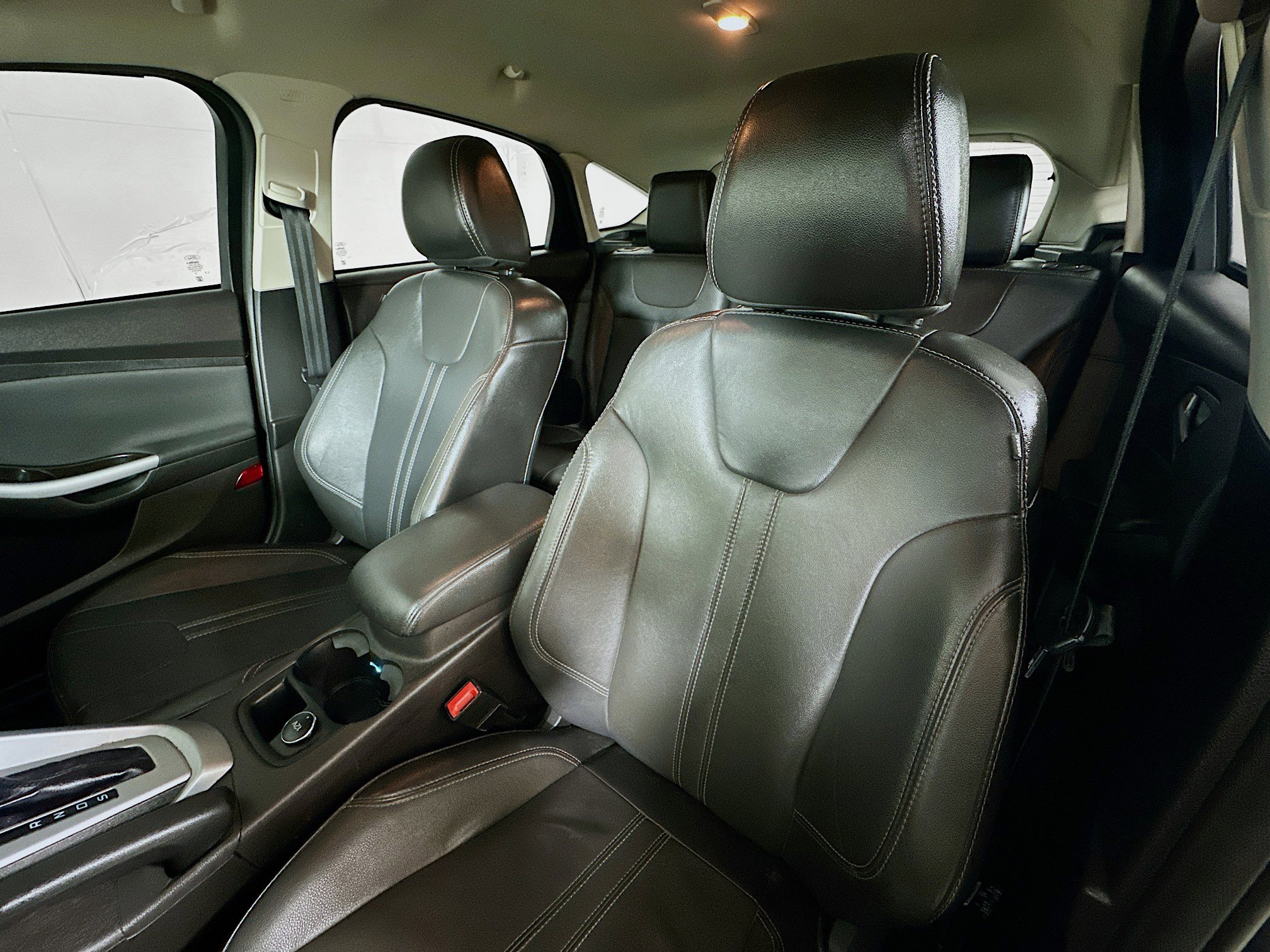 Used 2014 Ford Focus SE w/ Equipment Group 201A image 19