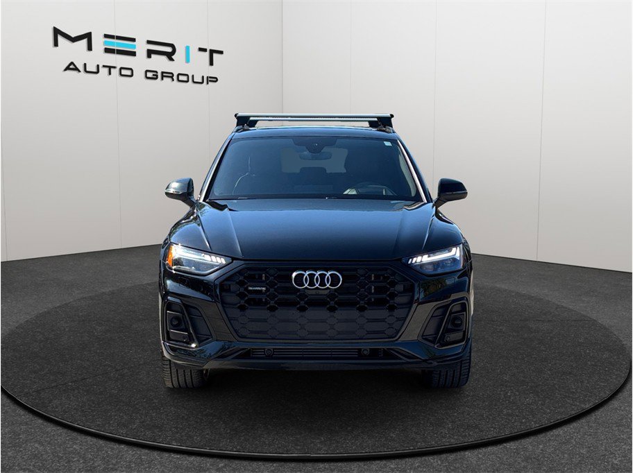 Used 2022 Audi Q5 e Prestige w/ Prestige Package AWD/4WD image 3