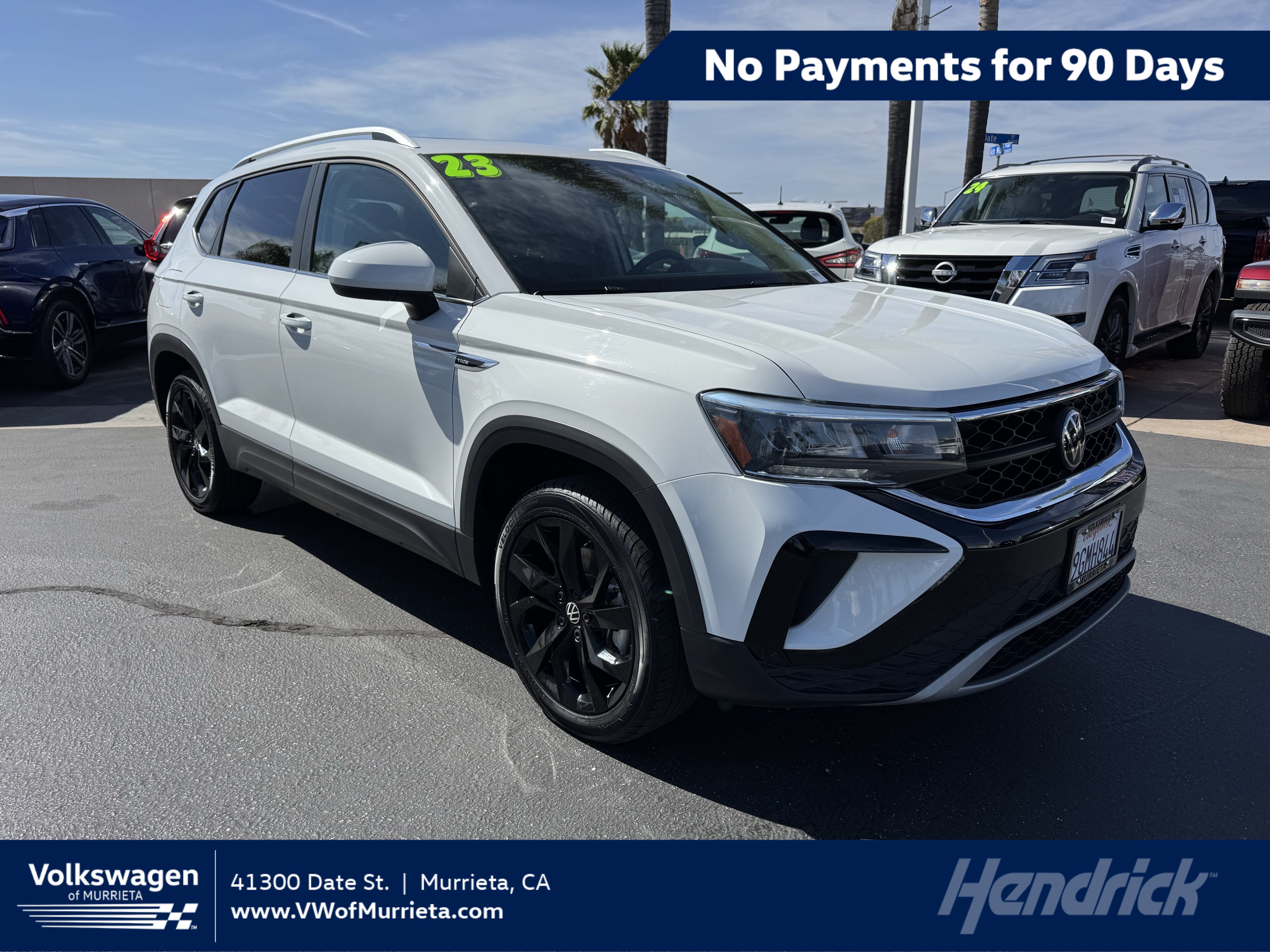 Used 2023 Volkswagen Taos SE w/ Panoramic Sunroof Package FWD image 1