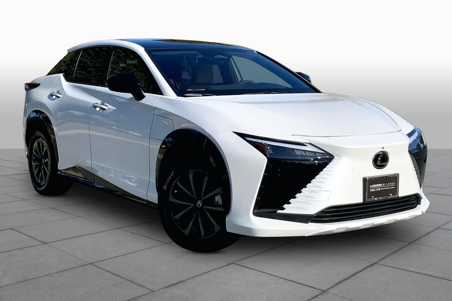 Used 2026 Lexus RZ 450e AWD w/ Technology Package image 2