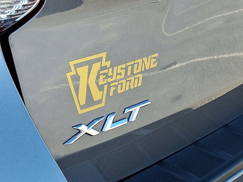 Certified 2023 Ford Explorer XLT w/ Equipment Group 202A image 33