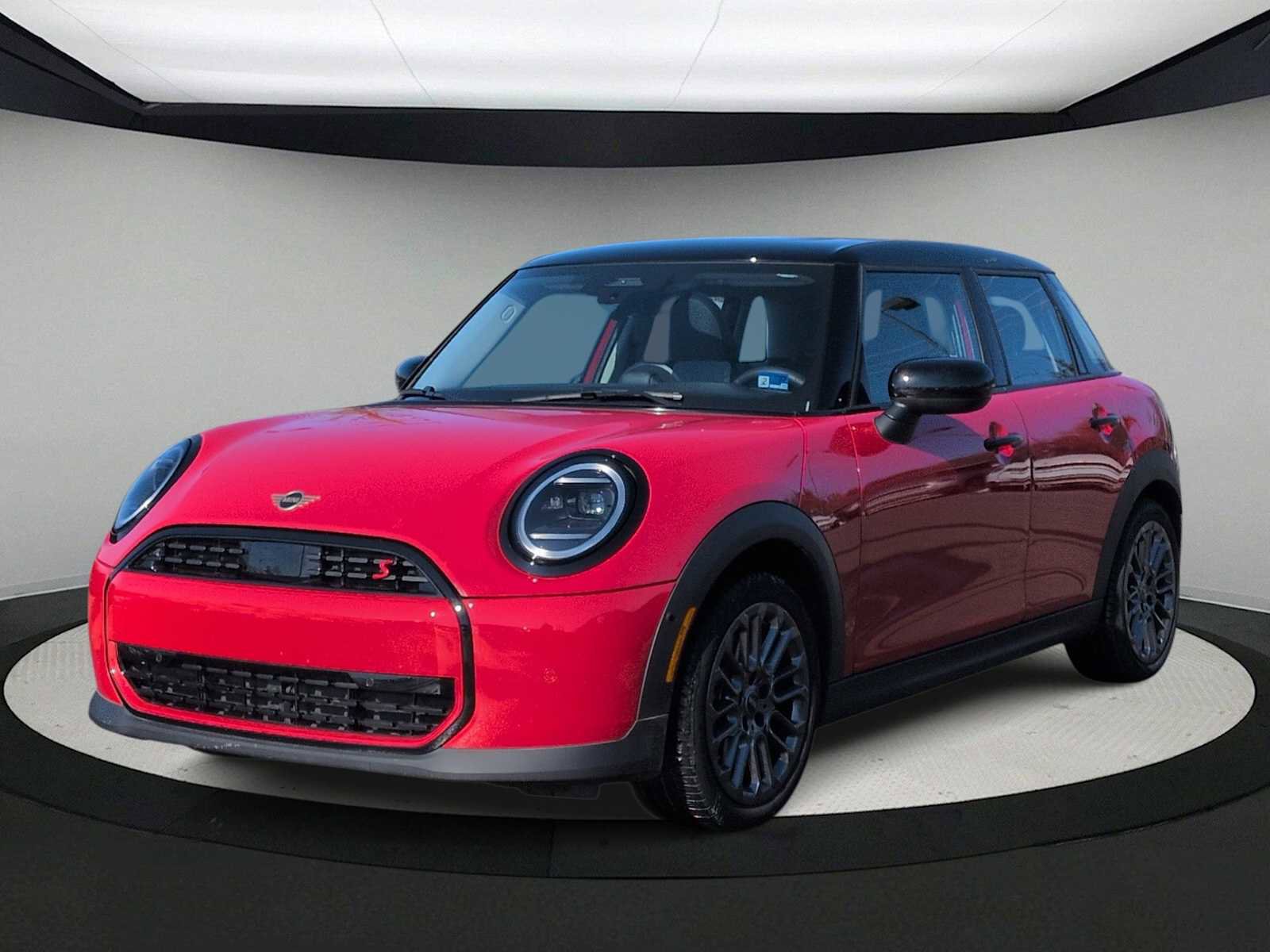 Used 2025 MINI Cooper S image 4