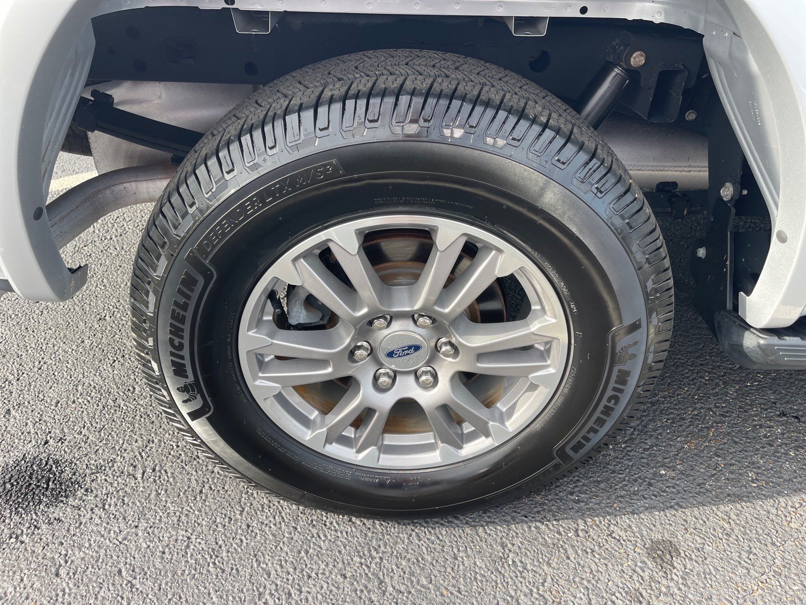 Used 2018 Ford F150 Lariat w/ Trailer Tow Package AWD/4WD image 22