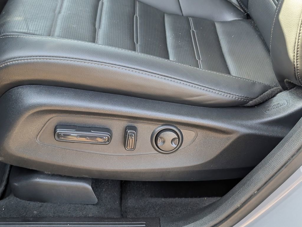 Certified 2025 Honda CR-V EX-L image 10