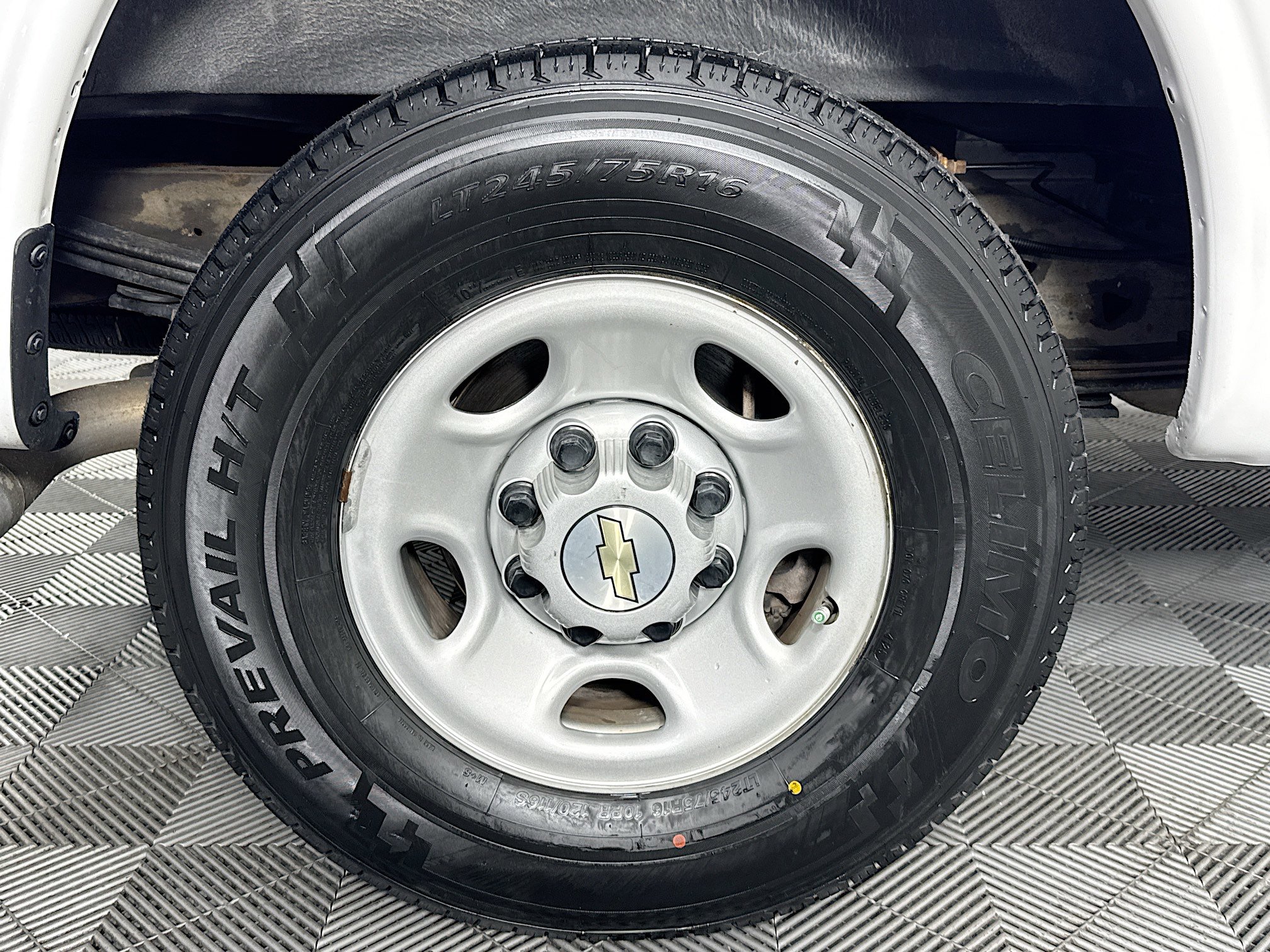 Used 2022 Chevrolet Express 2500 Work Van image 24