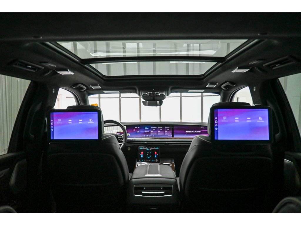 New 2025 Cadillac Escalade Sport Platinum w/ LPO, ONYX Package AWD/4WD image 15