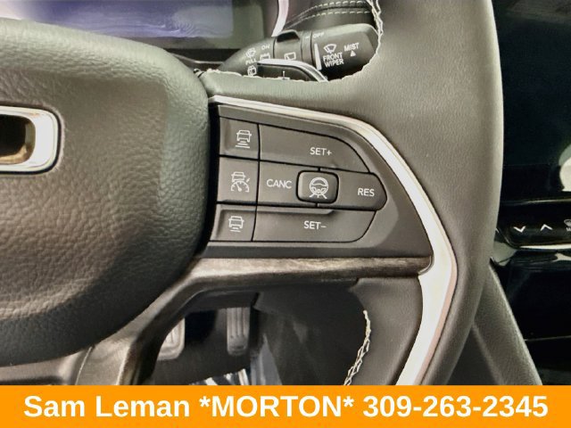 Used 2026 Jeep Grand Cherokee Limited w/ Limited Altitude Package AWD/4WD image 34