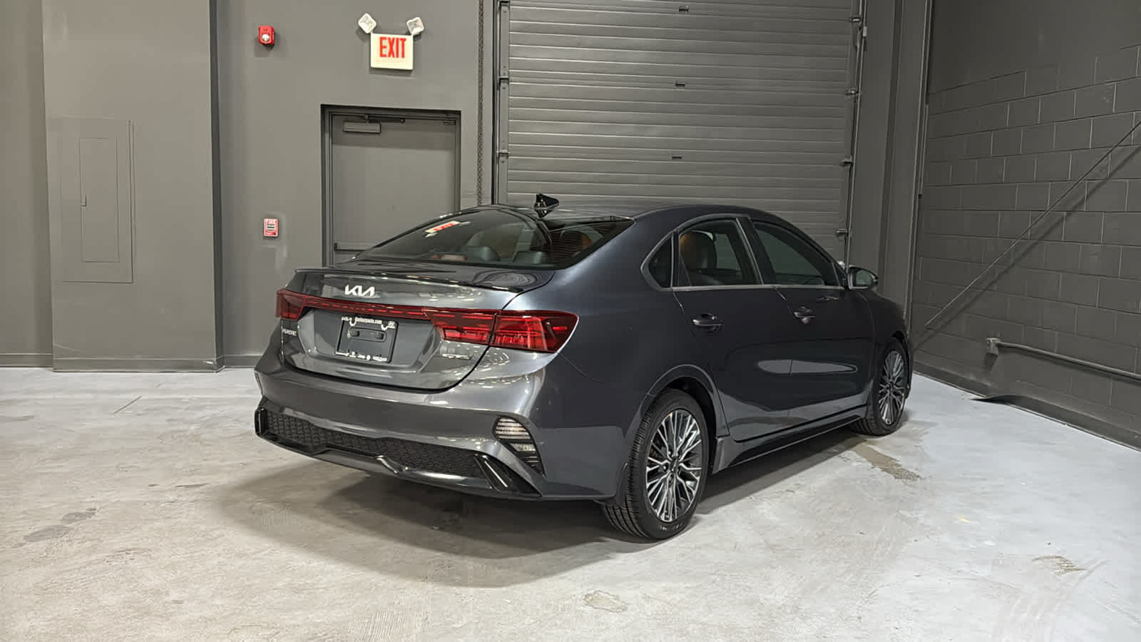 Used 2023 Kia Forte GT-Line FWD image 4