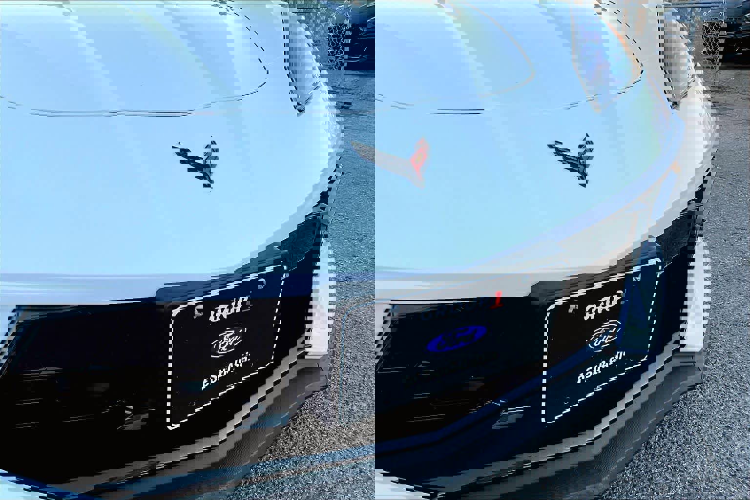 Used 2022 Chevrolet Corvette Stingray Coupe w/ Z51 Performance Package image 27