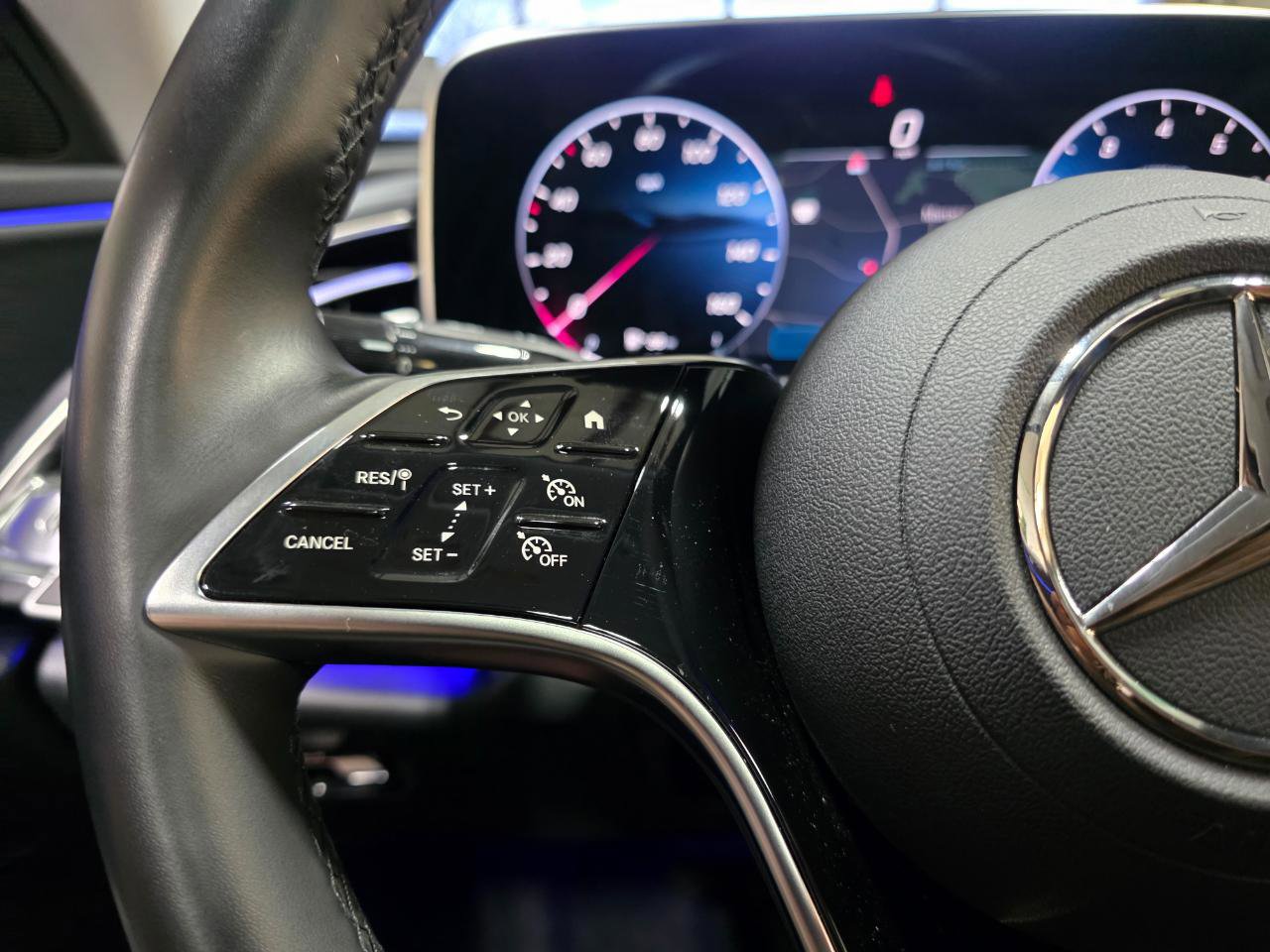 Used 2025 Mercedes-Benz E 350 E 350 RWD Sedan image 29