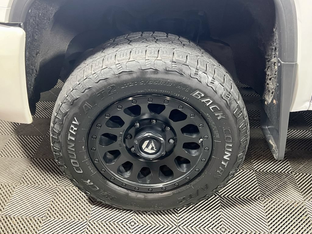 Used 2018 GMC Sierra 2500 Denali AWD/4WD image 26