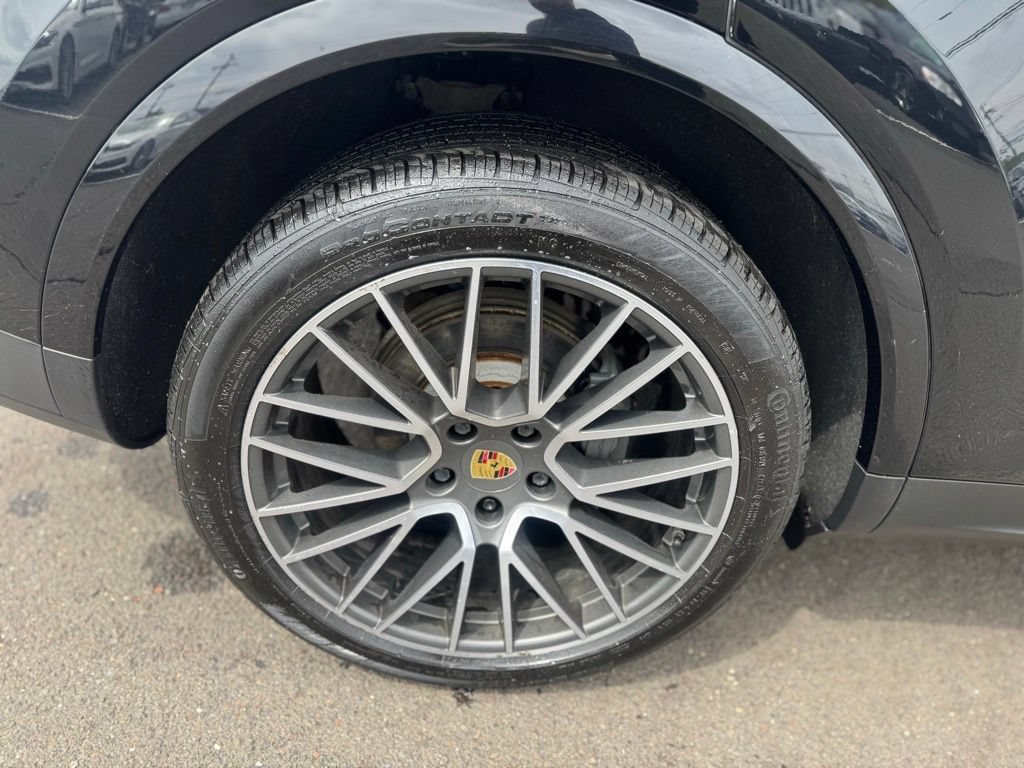 Used 2019 Porsche Cayenne S AWD/4WD image 20