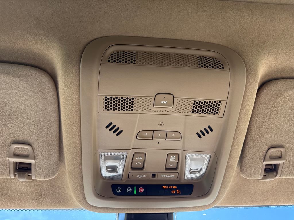 Used 2021 Cadillac XT6 Premium Luxury w/ Platinum Package FWD image 26