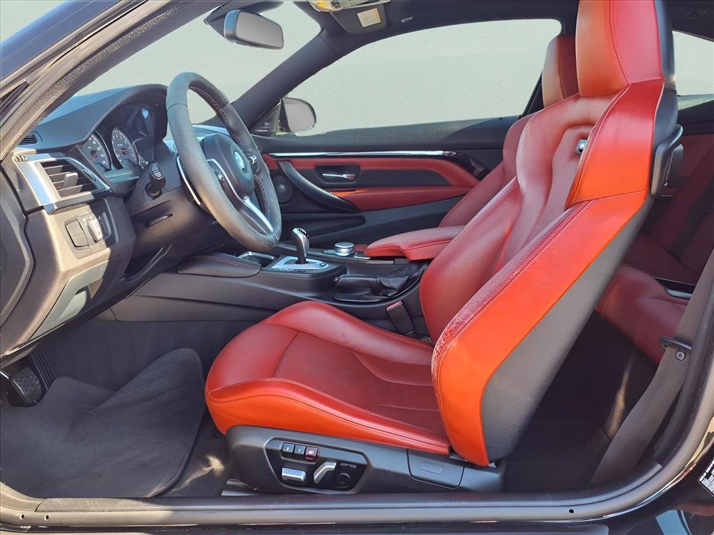 Used 2018 BMW M4 Base image 11