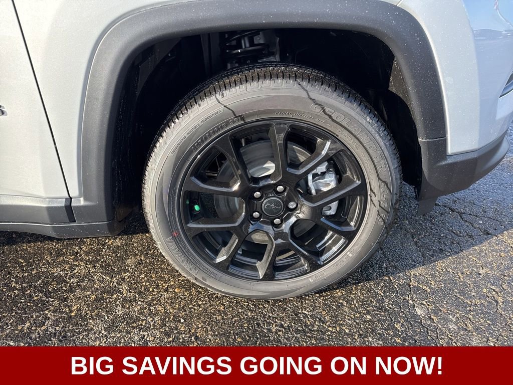 New 2026 Jeep Compass Latitude image 15