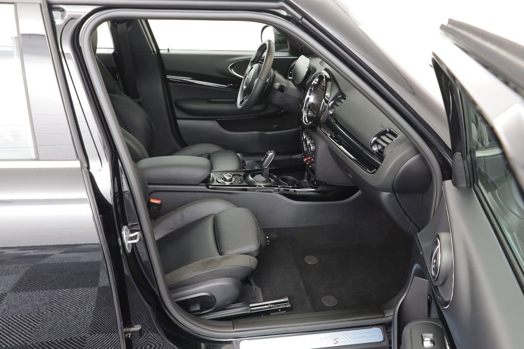 Certified 2023 MINI Cooper Clubman S image 21
