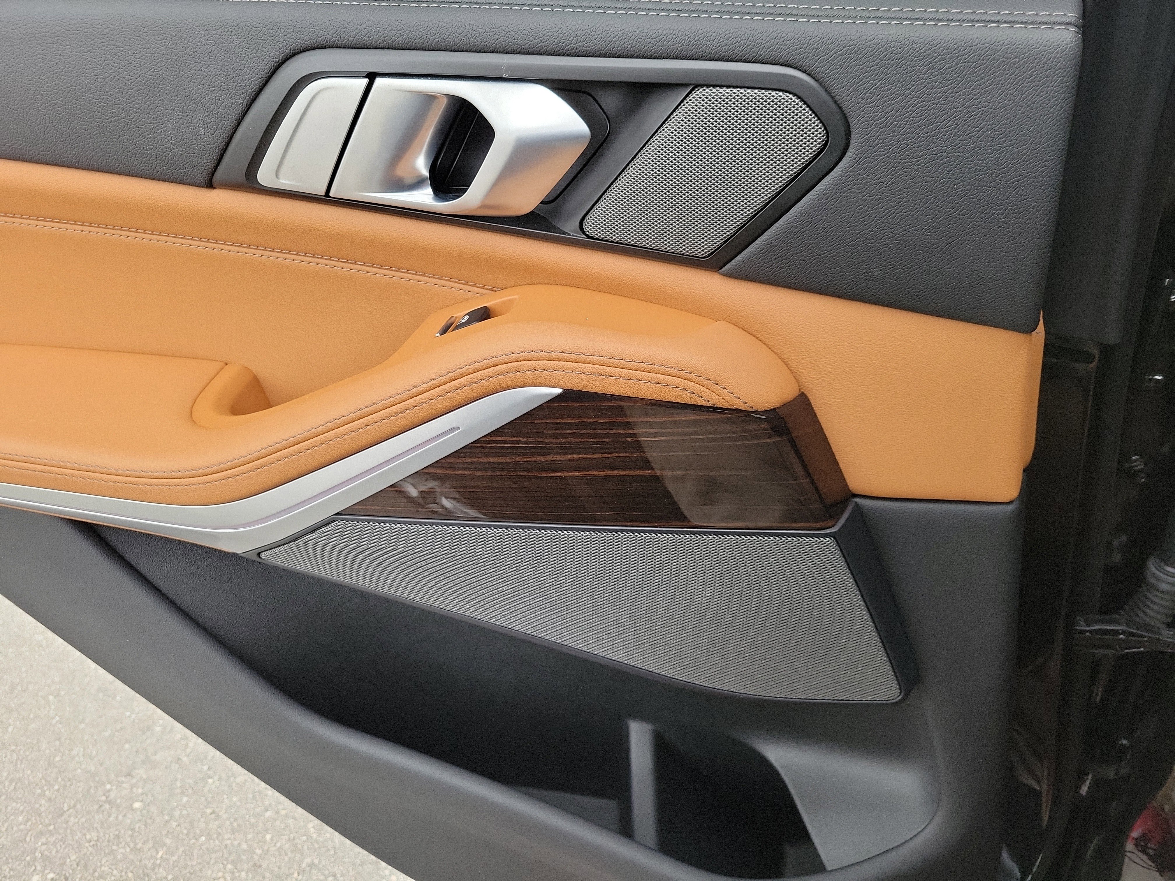 Certified 2023 BMW X5 xDrive40i w/ Premium Package AWD/4WD image 13