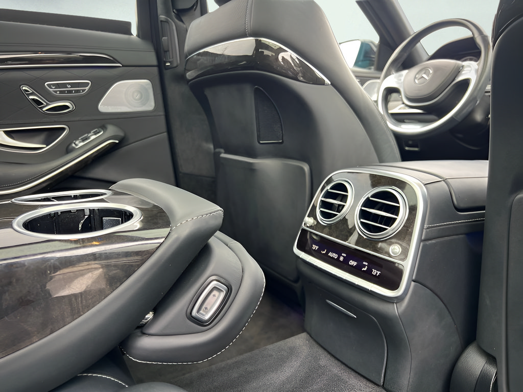 Used 2015 Mercedes-Benz S 63 AMG 4MATIC Sedan image 32