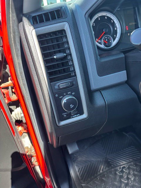 Used 2014 RAM 1500 Express AWD/4WD image 15