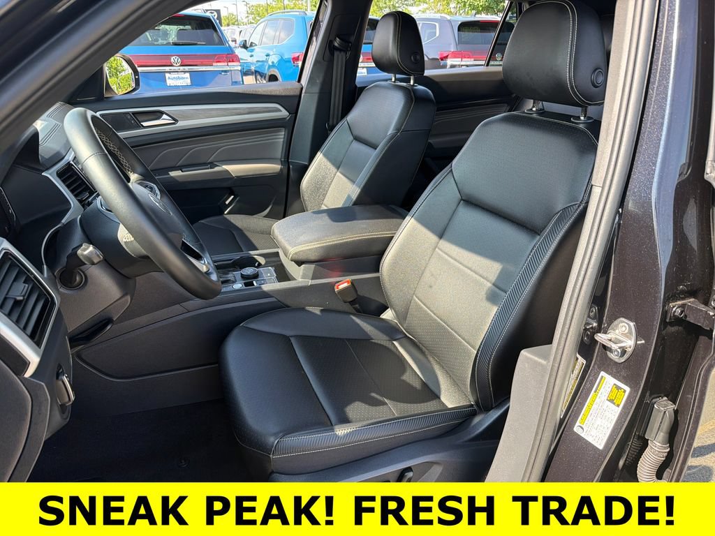 Certified 2023 Volkswagen Atlas Cross Sport SE w/ Black Wheel Package AWD/4WD image 7