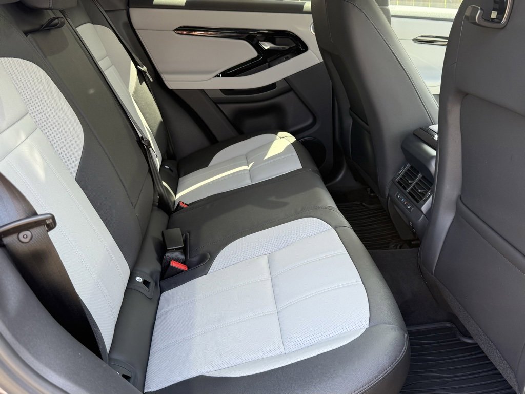 New 2026 Land Rover Range Rover Evoque Dynamic SE image 35