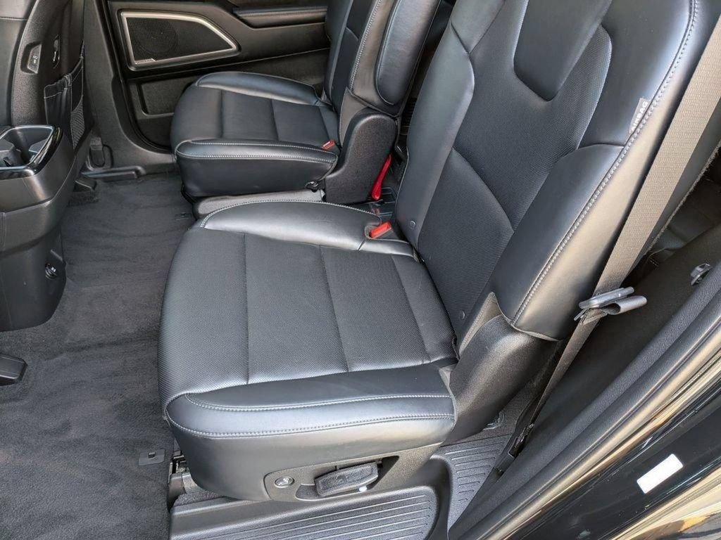 Certified 2024 Kia Telluride S w/ S Sunroof Package AWD/4WD image 26