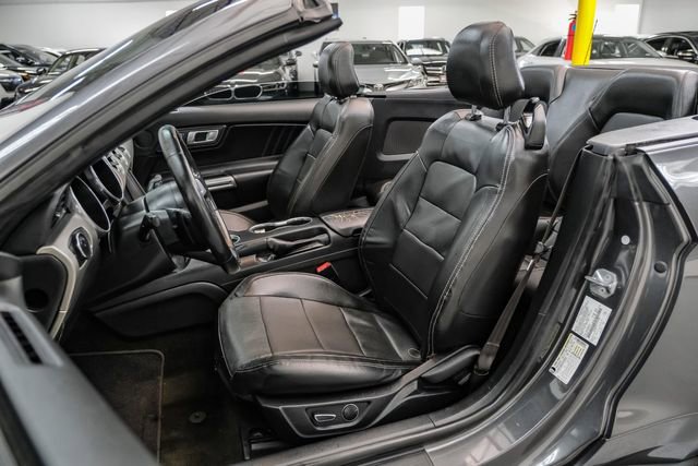 Used 2018 Ford Mustang Premium image 36