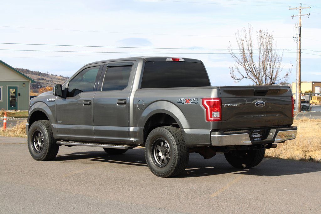 Used 2017 Ford F150 XLT image 4