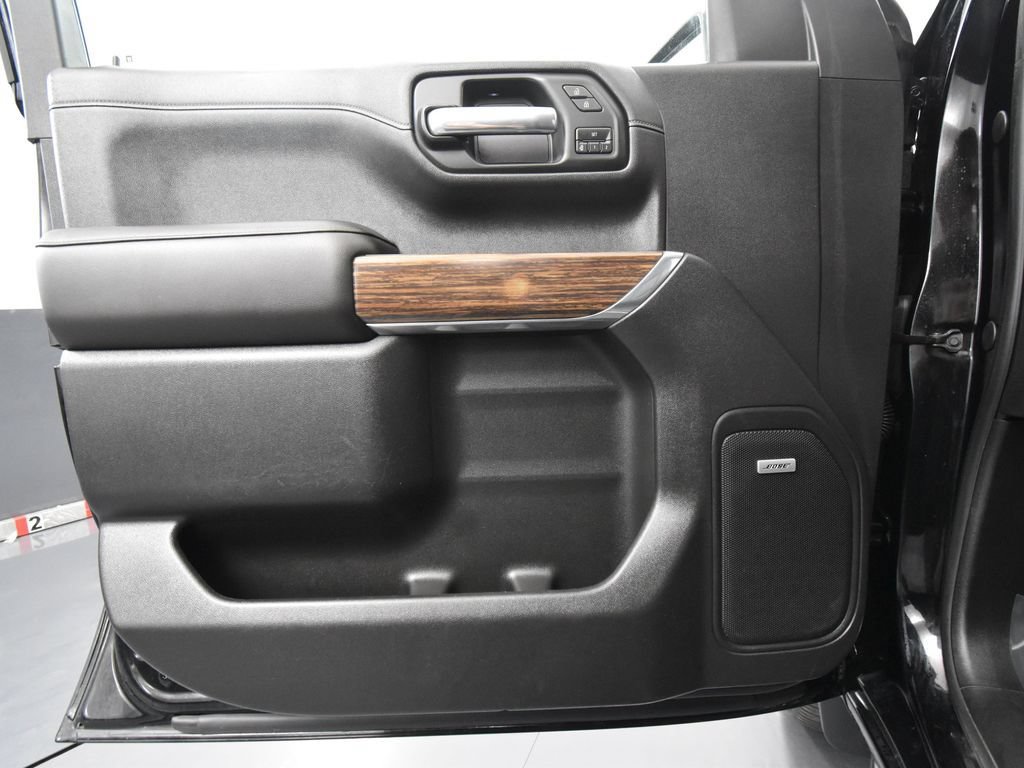 Used 2019 Chevrolet Silverado 1500 High Country AWD/4WD image 13