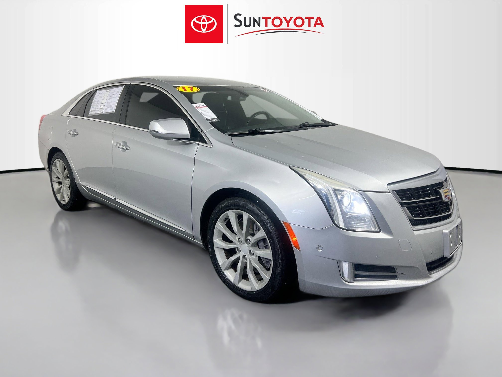 Used 2017 Cadillac XTS Luxury image 1
