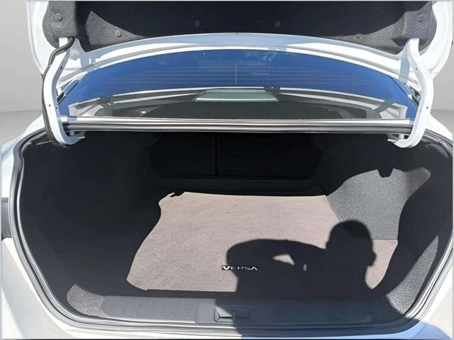 Used 2025 Nissan Sentra SR w/ SR Premium Package FWD image 22