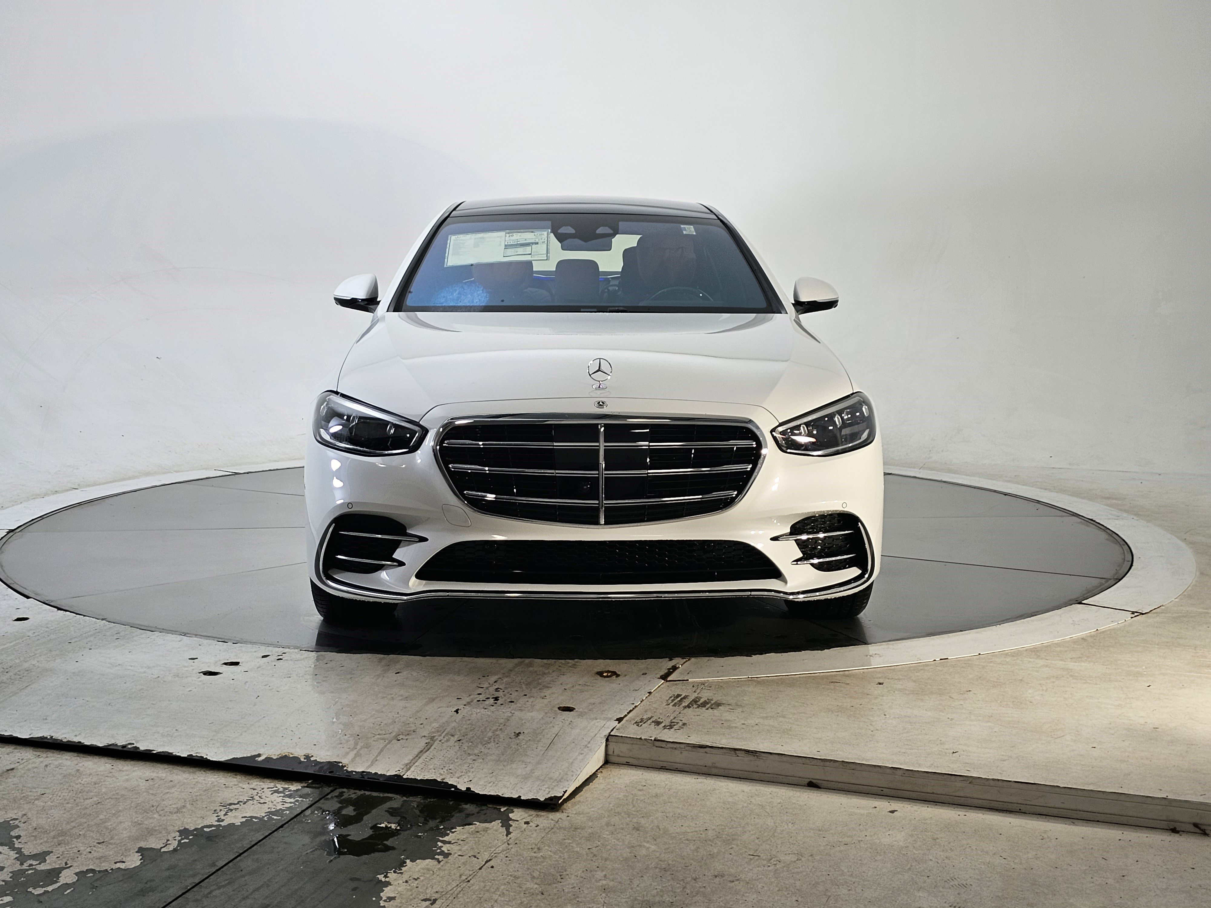New 2026 Mercedes-Benz S 580 4MATIC Sedan image 4