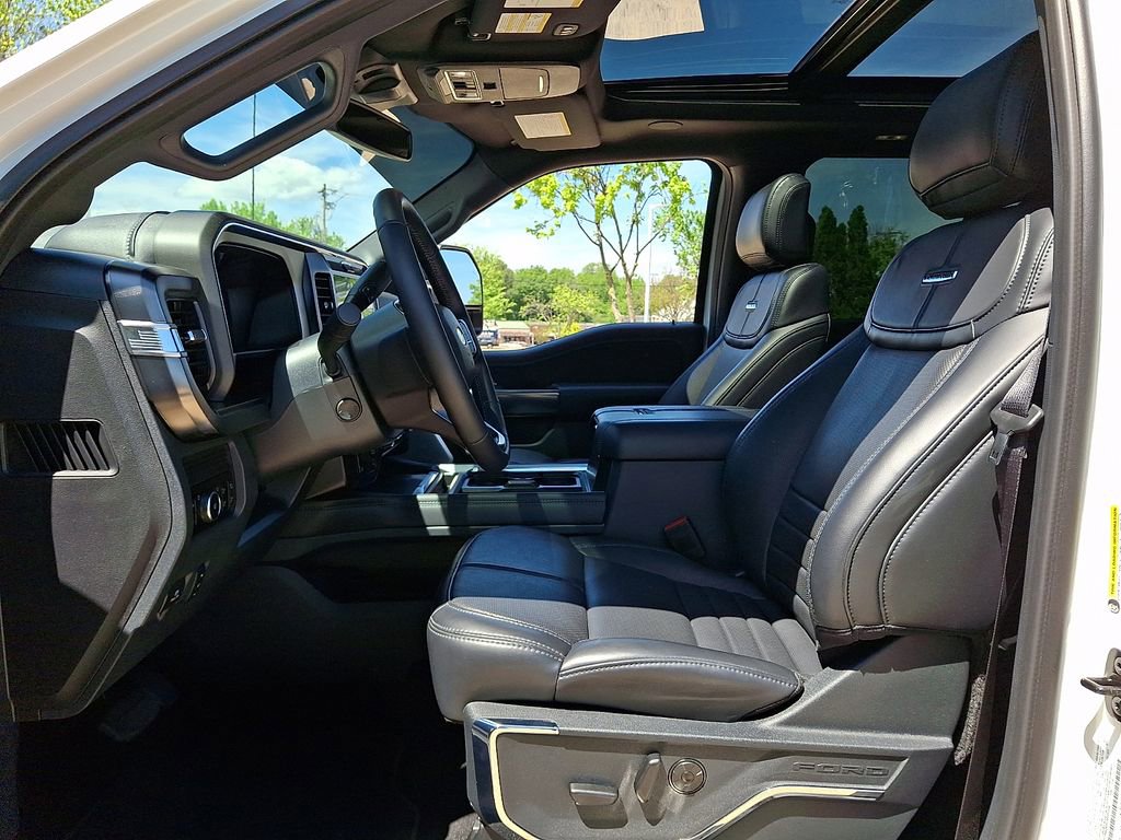 Used 2026 Ford F250 Platinum w/ FX4 Off-Road Package AWD/4WD image 13