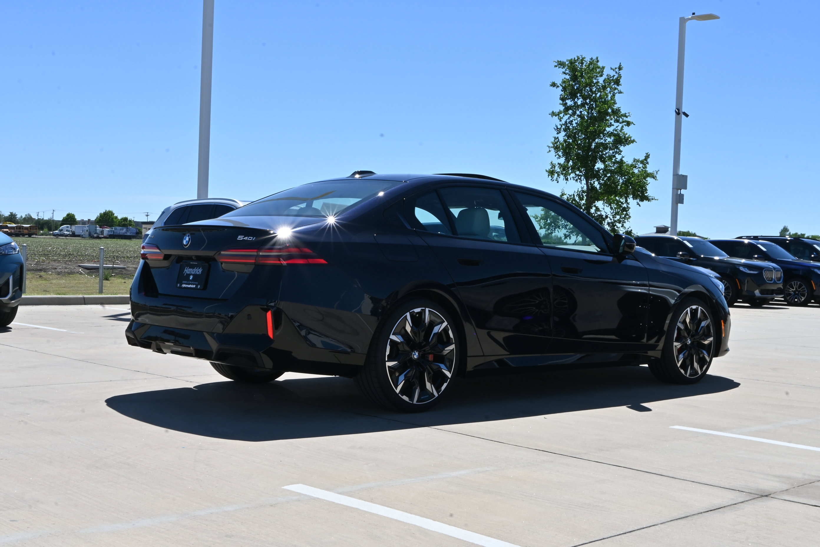 New 2026 BMW 540i xDrive AWD/4WD image 8