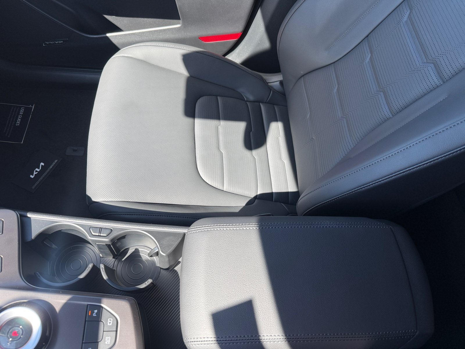 New 2027 Kia Sportage SX Prestige AWD/4WD image 14