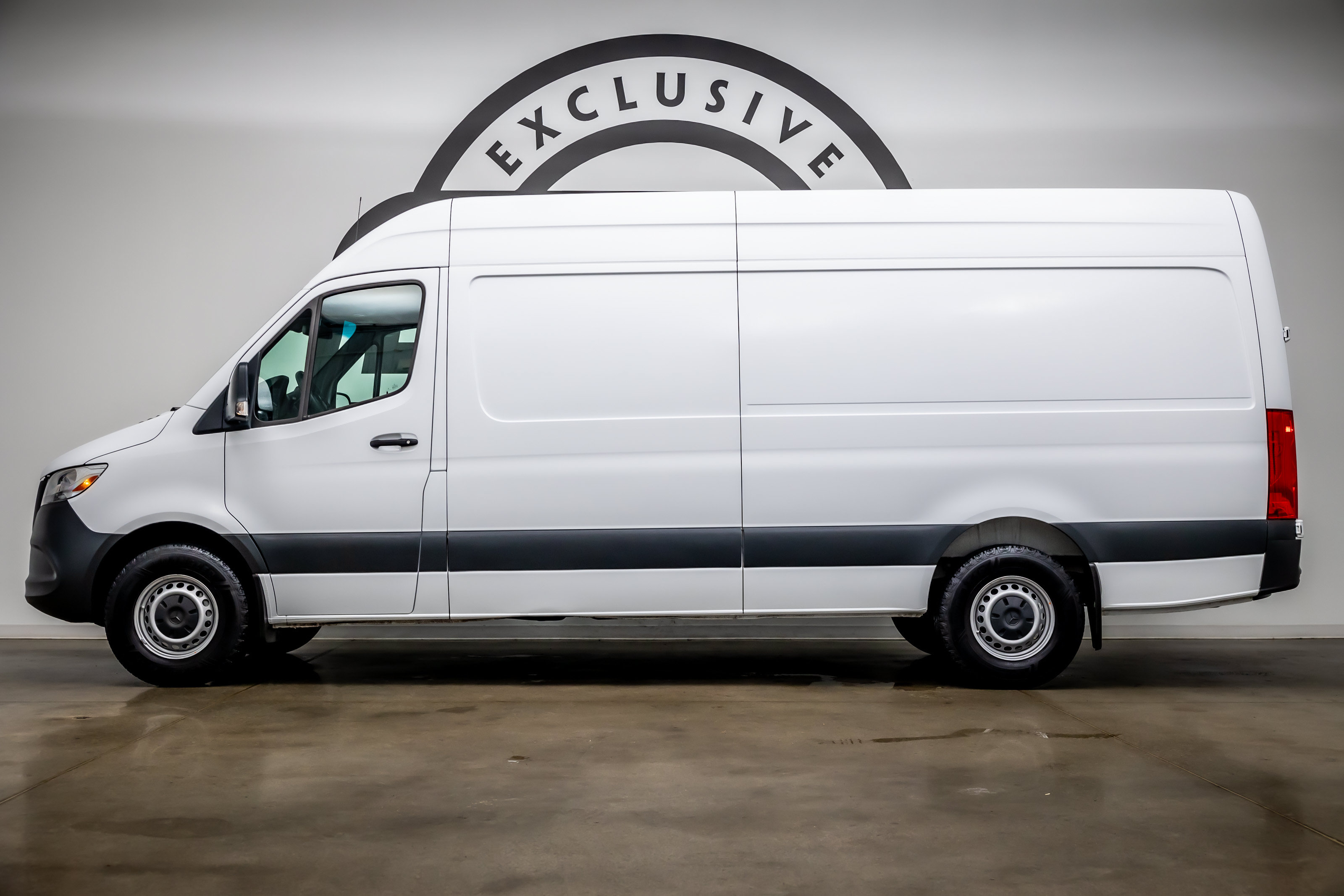 Used 2023 Mercedes-Benz Sprinter 2500 image 6