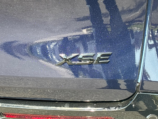 New 2026 Toyota Sienna XSE FWD image 13