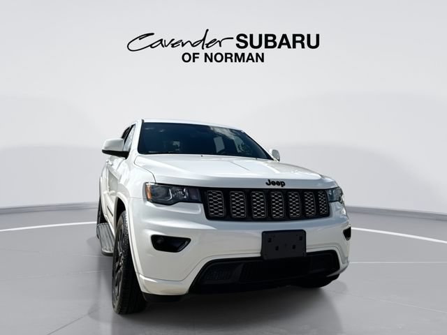 Used 2019 Jeep Grand Cherokee Altitude RWD image 1