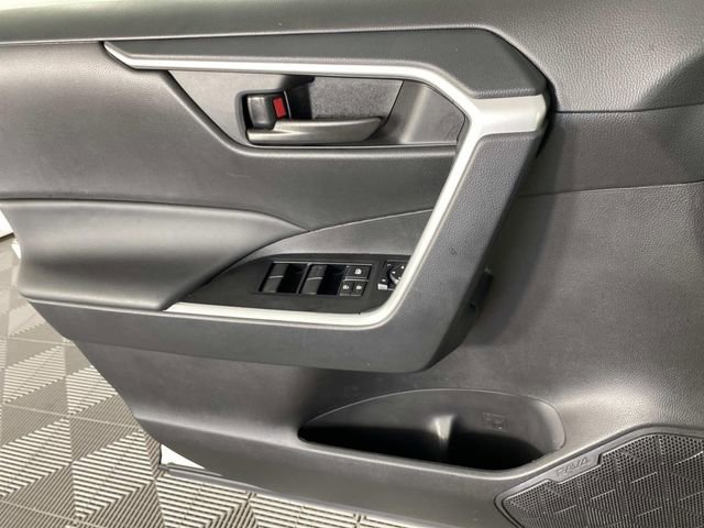 Used 2025 Toyota RAV4 LE image 22
