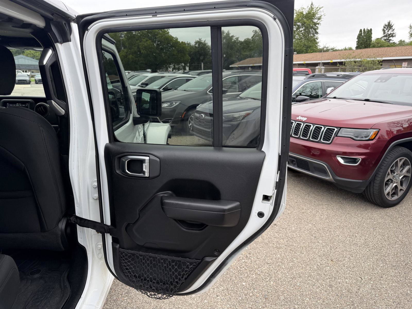 Used 2020 Jeep Gladiator Sport w/ Quick Order Package 24S AWD/4WD image 22