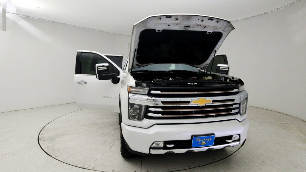 Used 2022 Chevrolet Silverado 2500 High Country w/ Technology Package AWD/4WD image 10