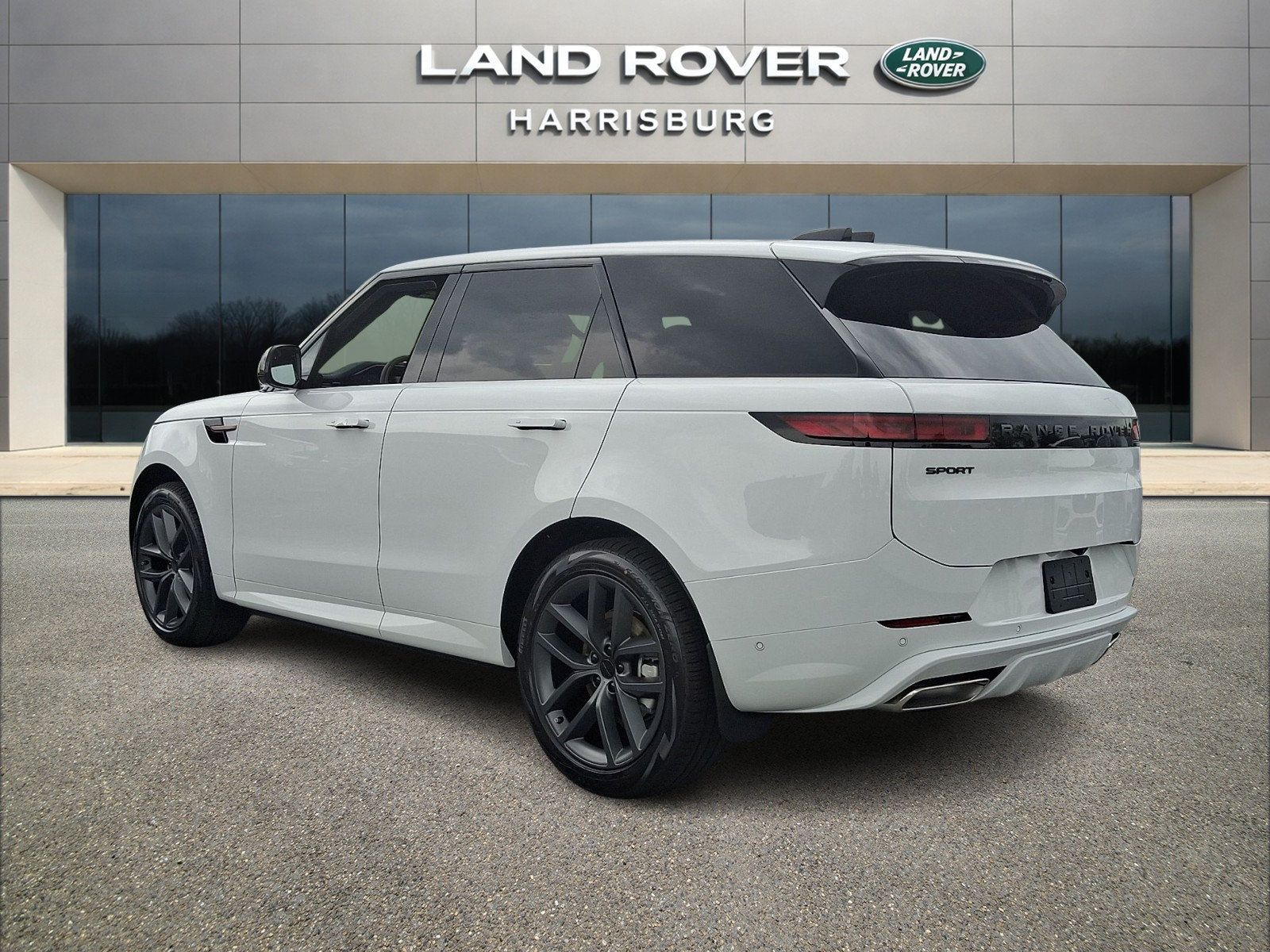 New 2026 Land Rover Range Rover Sport Dynamic SE AWD/4WD image 2