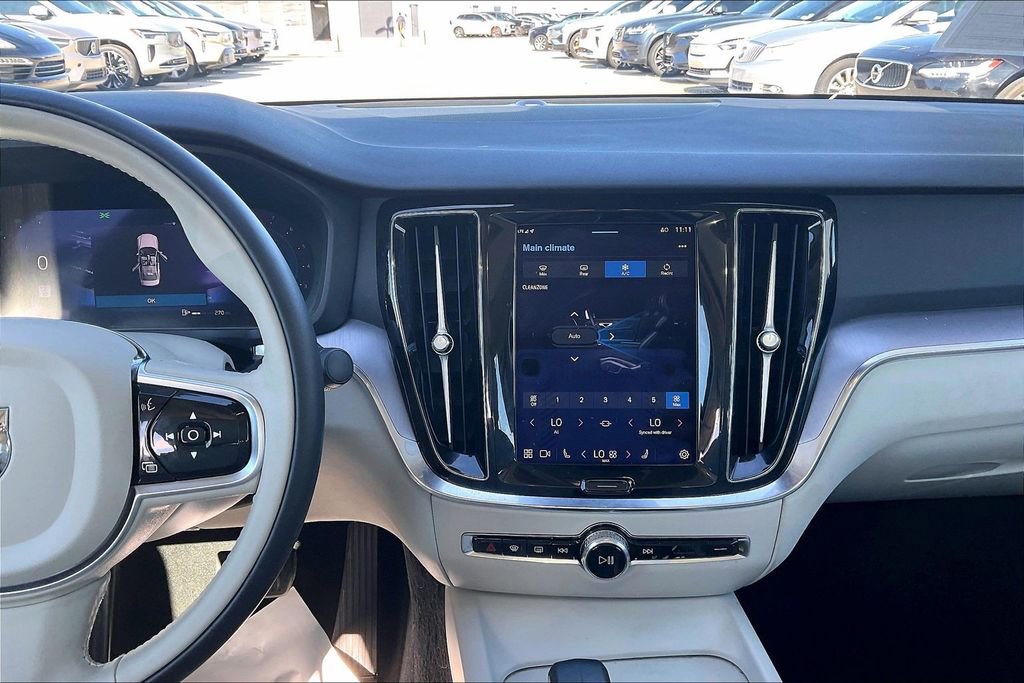 Certified 2024 Volvo S60 B5 Core image 8